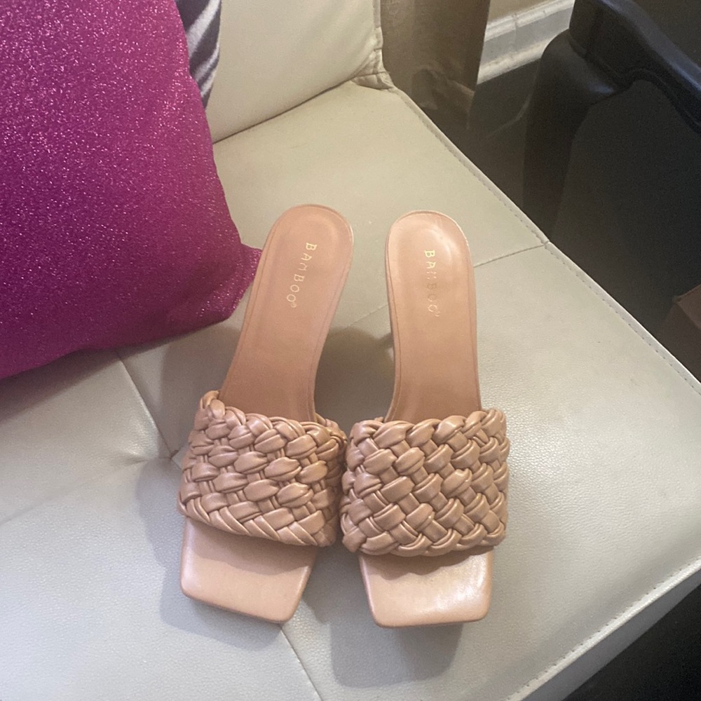 NWOT Bamboo shoes 👠
